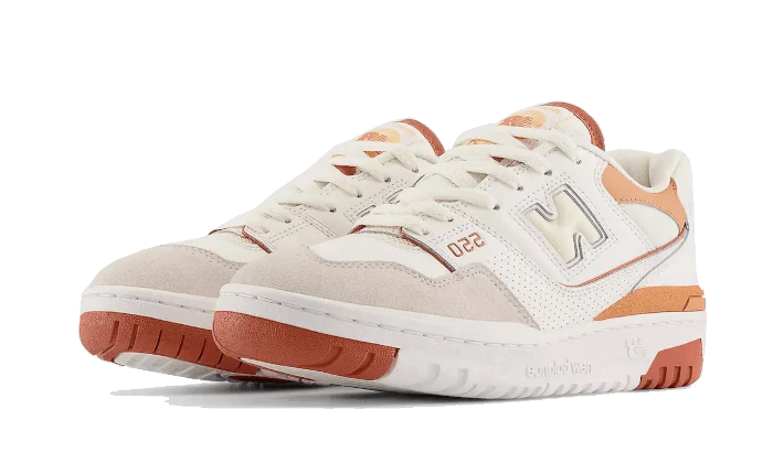 New Balance 550 Milk