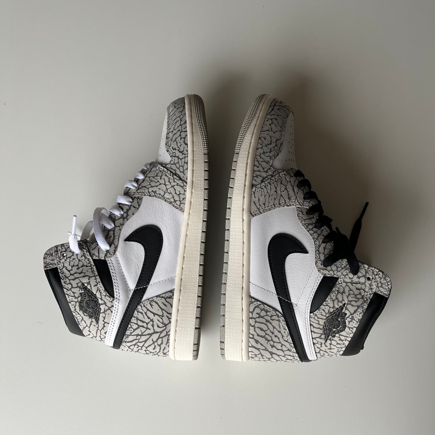 Air Jordan 1 Retro High OG White Cement (taille 42)