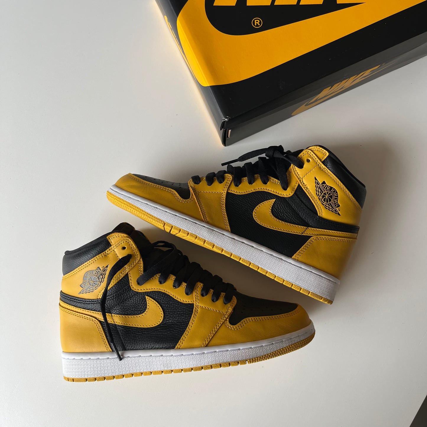 Air Jordan 1 High OG Pollen (taille 42)