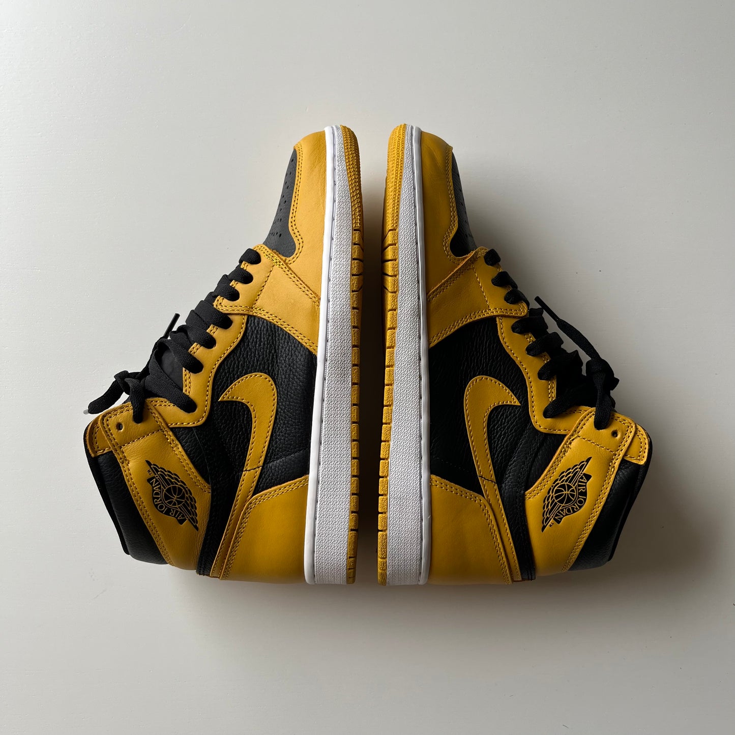 Air Jordan 1 High OG Pollen (taille 42)