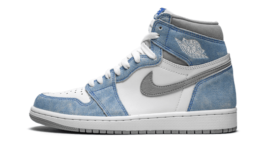 Air Jordan 1 Retro High OG Hyper Royal