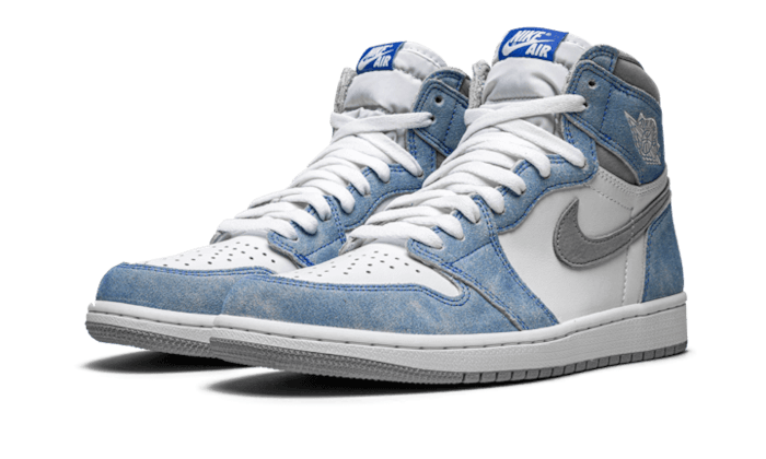 Air Jordan 1 Retro High OG Hyper Royal