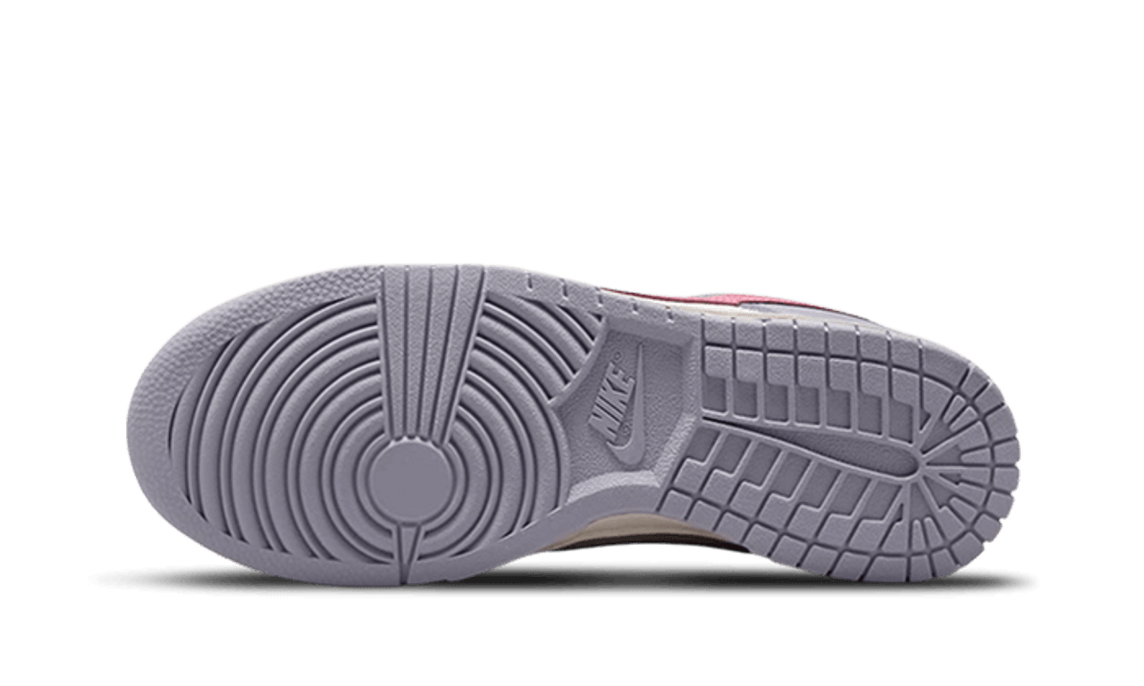 Dunk Low Indigo Maze