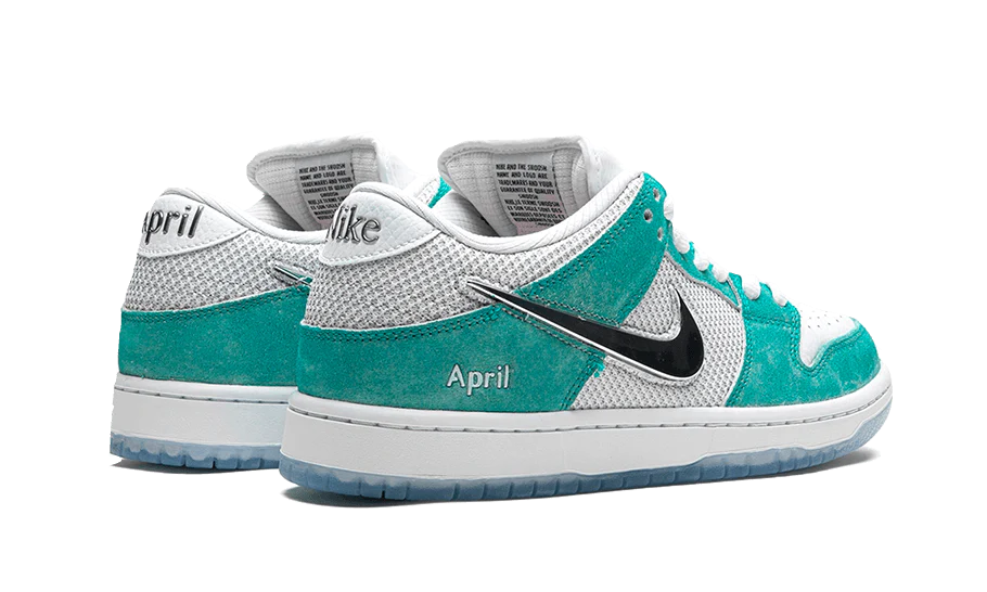 Nike SB Dunk Low April