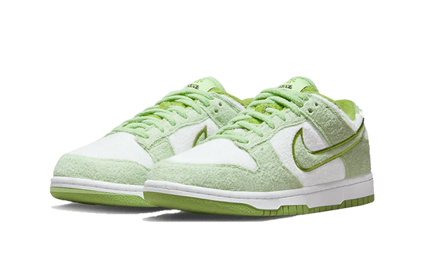 Nike Dunk Low SE Fleece Green (W)