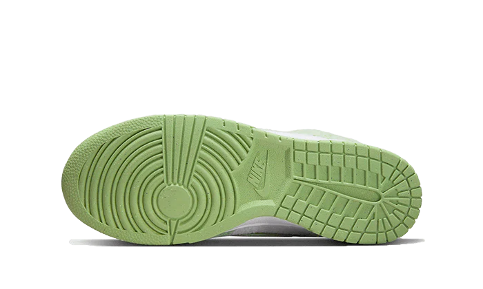 Nike Dunk Low SE Fleece Green (W)