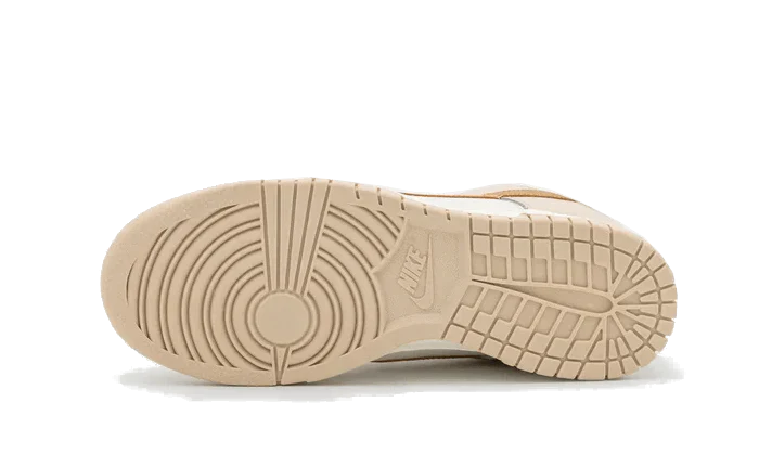 Nike Dunk Low Phantom Metallic Gold